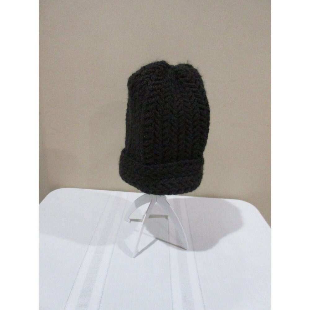 NEW Esqualo Stocking Hat Womens One Size Knit Black